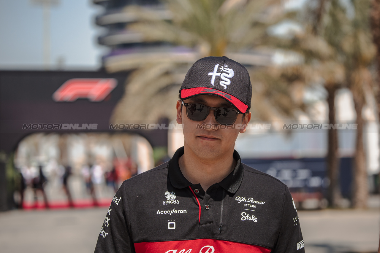 GP BAHRAIN, Zhou Guanyu (CHN) Alfa Romeo F1 Team.

03.03.2023. Formula 1 World Championship, Rd 1, Bahrain Grand Prix, Sakhir, Bahrain, Practice Day

- www.xpbimages.com, EMail: requests@xpbimages.com © Copyright: Bearne / XPB Images