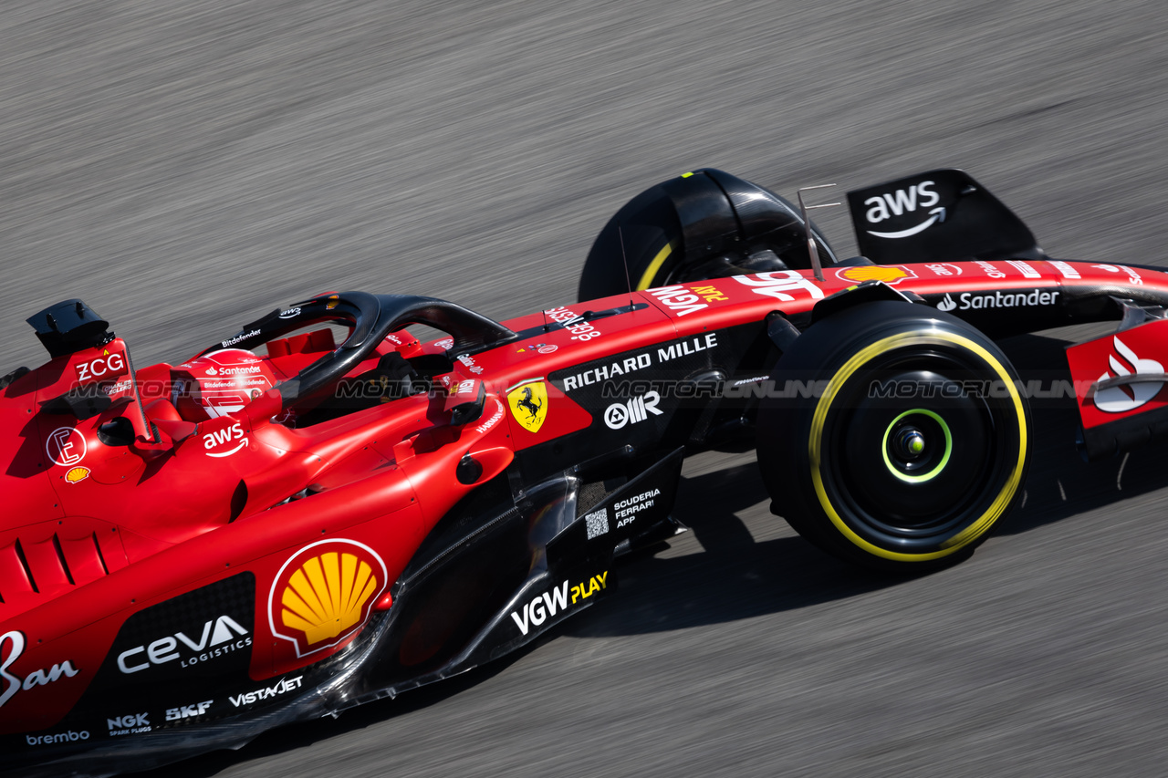 GP BAHRAIN, Charles Leclerc (MON) Ferrari SF-23.

03.03.2023. Formula 1 World Championship, Rd 1, Bahrain Grand Prix, Sakhir, Bahrain, Practice Day

- www.xpbimages.com, EMail: requests@xpbimages.com © Copyright: Bearne / XPB Images