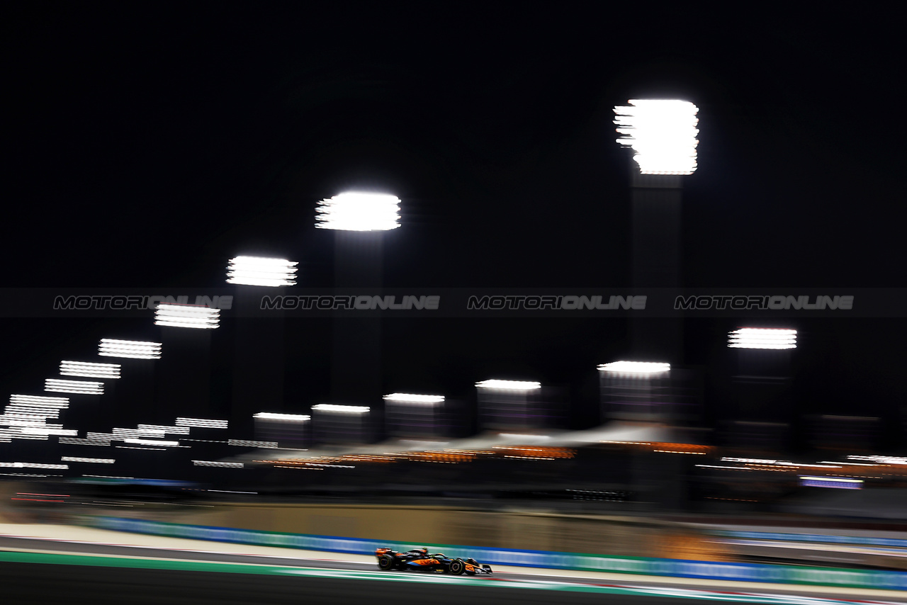 GP BAHRAIN, Lando Norris (GBR) McLaren MCL60.

03.03.2023. Formula 1 World Championship, Rd 1, Bahrain Grand Prix, Sakhir, Bahrain, Practice Day

- www.xpbimages.com, EMail: requests@xpbimages.com © Copyright: Moy / XPB Images