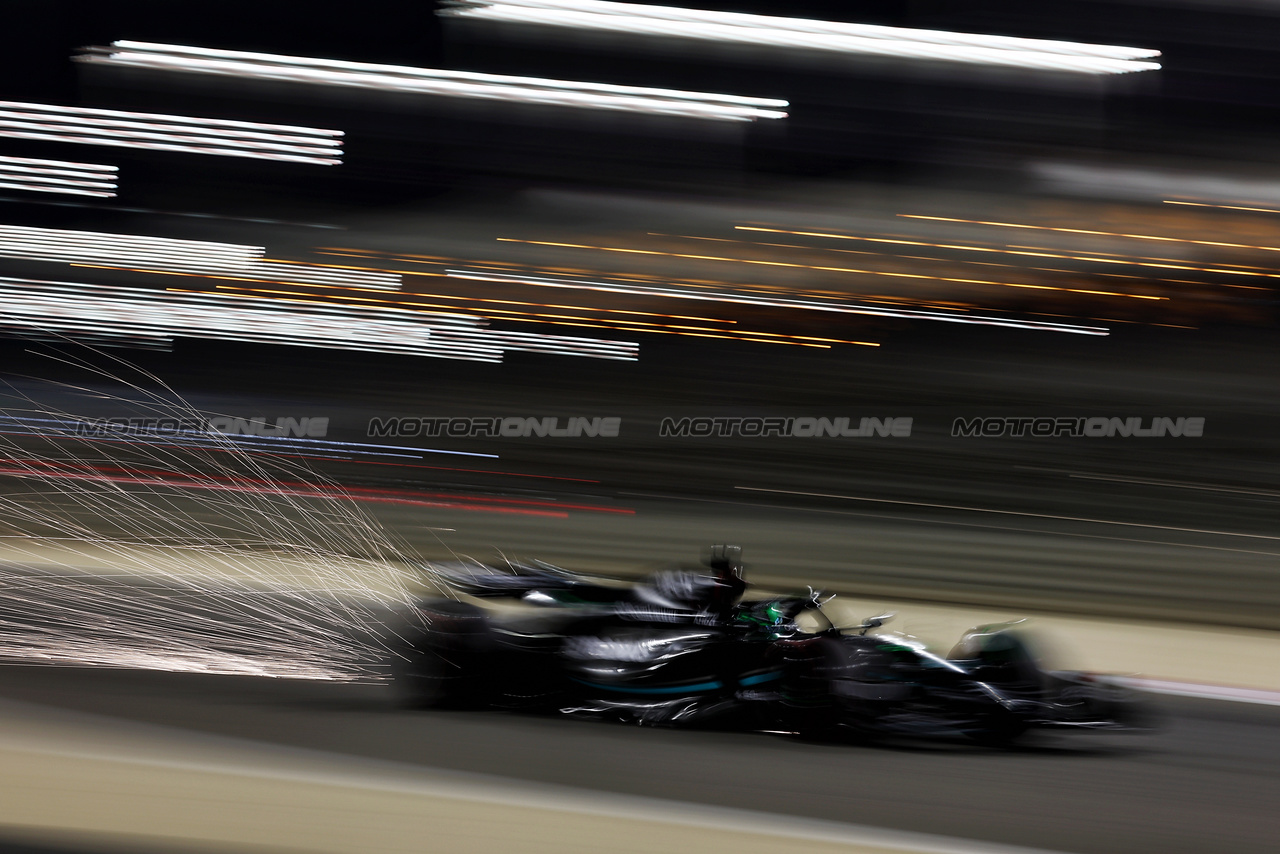 GP BAHRAIN, George Russell (GBR) Mercedes AMG F1 W14 sends sparks flying.

03.03.2023. Formula 1 World Championship, Rd 1, Bahrain Grand Prix, Sakhir, Bahrain, Practice Day

- www.xpbimages.com, EMail: requests@xpbimages.com © Copyright: Moy / XPB Images