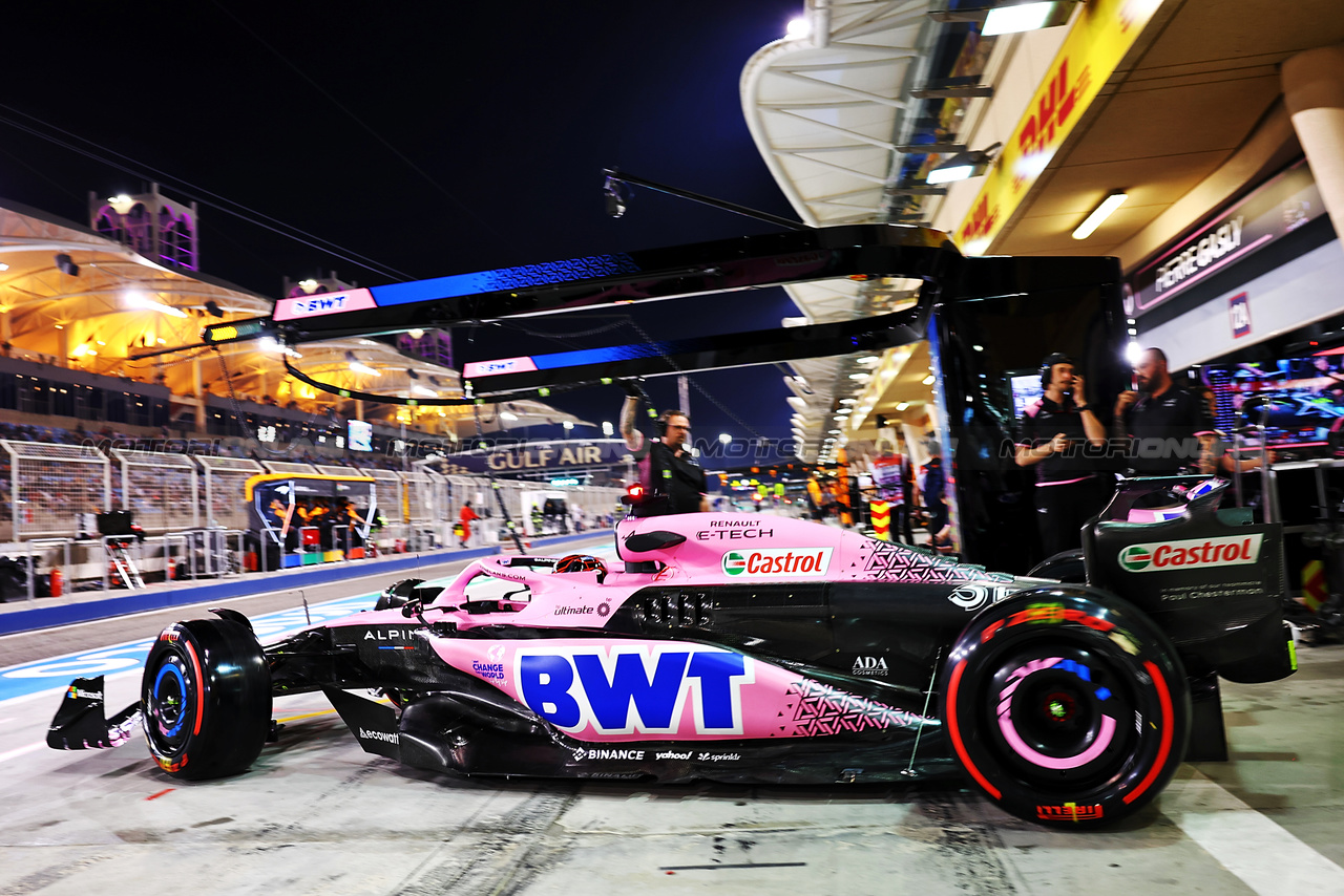 GP BAHRAIN, Esteban Ocon (FRA) Alpine F1 Team A523 leaves the pits.

03.03.2023. Formula 1 World Championship, Rd 1, Bahrain Grand Prix, Sakhir, Bahrain, Practice Day

- www.xpbimages.com, EMail: requests@xpbimages.com © Copyright: Batchelor / XPB Images