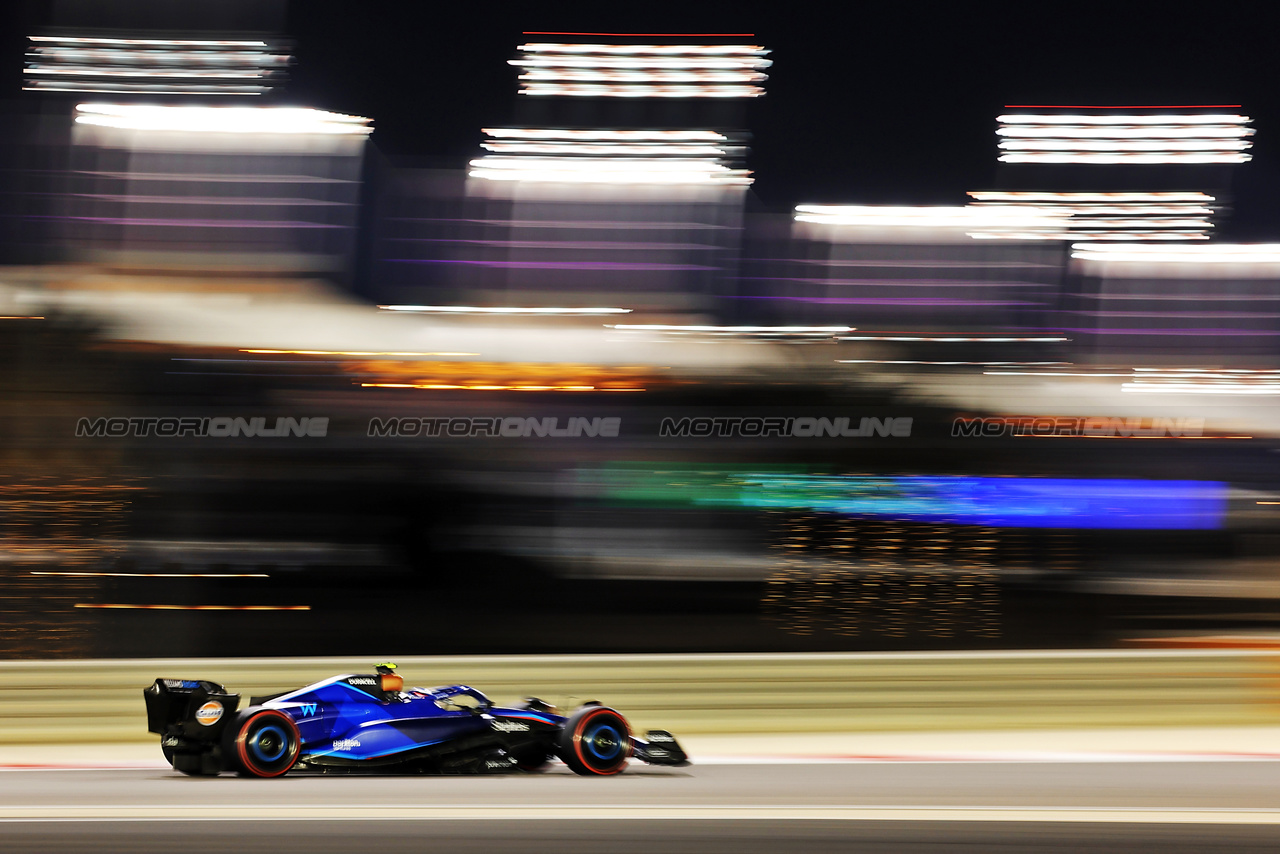 GP BAHRAIN, Logan Sargeant (USA) Williams Racing FW45.

03.03.2023. Formula 1 World Championship, Rd 1, Bahrain Grand Prix, Sakhir, Bahrain, Practice Day

- www.xpbimages.com, EMail: requests@xpbimages.com © Copyright: Bearne / XPB Images