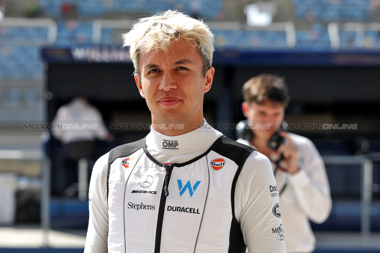 GP BAHRAIN, Alexander Albon (THA) Williams Racing.

03.03.2023. Formula 1 World Championship, Rd 1, Bahrain Grand Prix, Sakhir, Bahrain, Practice Day

- www.xpbimages.com, EMail: requests@xpbimages.com © Copyright: Bearne / XPB Images