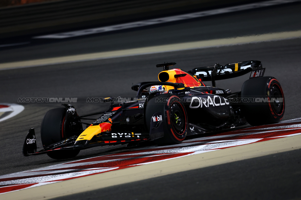 GP BAHRAIN, Max Verstappen (NLD) Red Bull Racing RB19.

03.03.2023. Formula 1 World Championship, Rd 1, Bahrain Grand Prix, Sakhir, Bahrain, Practice Day

- www.xpbimages.com, EMail: requests@xpbimages.com © Copyright: Moy / XPB Images