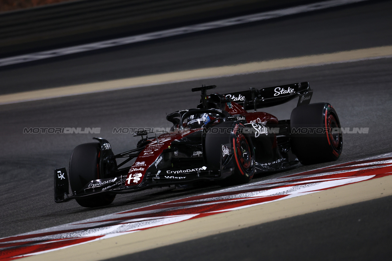 GP BAHRAIN, Valtteri Bottas (FIN) Alfa Romeo F1 Team C43.

03.03.2023. Formula 1 World Championship, Rd 1, Bahrain Grand Prix, Sakhir, Bahrain, Practice Day

- www.xpbimages.com, EMail: requests@xpbimages.com © Copyright: Moy / XPB Images