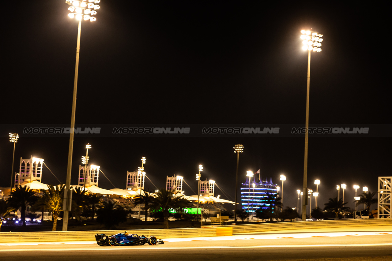 GP BAHRAIN, Logan Sargeant (USA) Williams Racing FW45.

03.03.2023. Formula 1 World Championship, Rd 1, Bahrain Grand Prix, Sakhir, Bahrain, Practice Day

- www.xpbimages.com, EMail: requests@xpbimages.com © Copyright: Bearne / XPB Images
