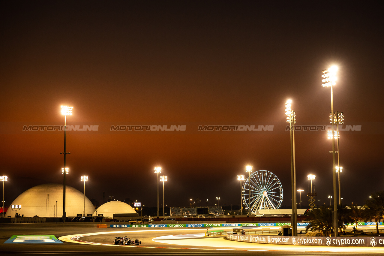 GP BAHRAIN, Valtteri Bottas (FIN) Alfa Romeo F1 Team C43.

03.03.2023. Formula 1 World Championship, Rd 1, Bahrain Grand Prix, Sakhir, Bahrain, Practice Day

- www.xpbimages.com, EMail: requests@xpbimages.com © Copyright: Bearne / XPB Images
