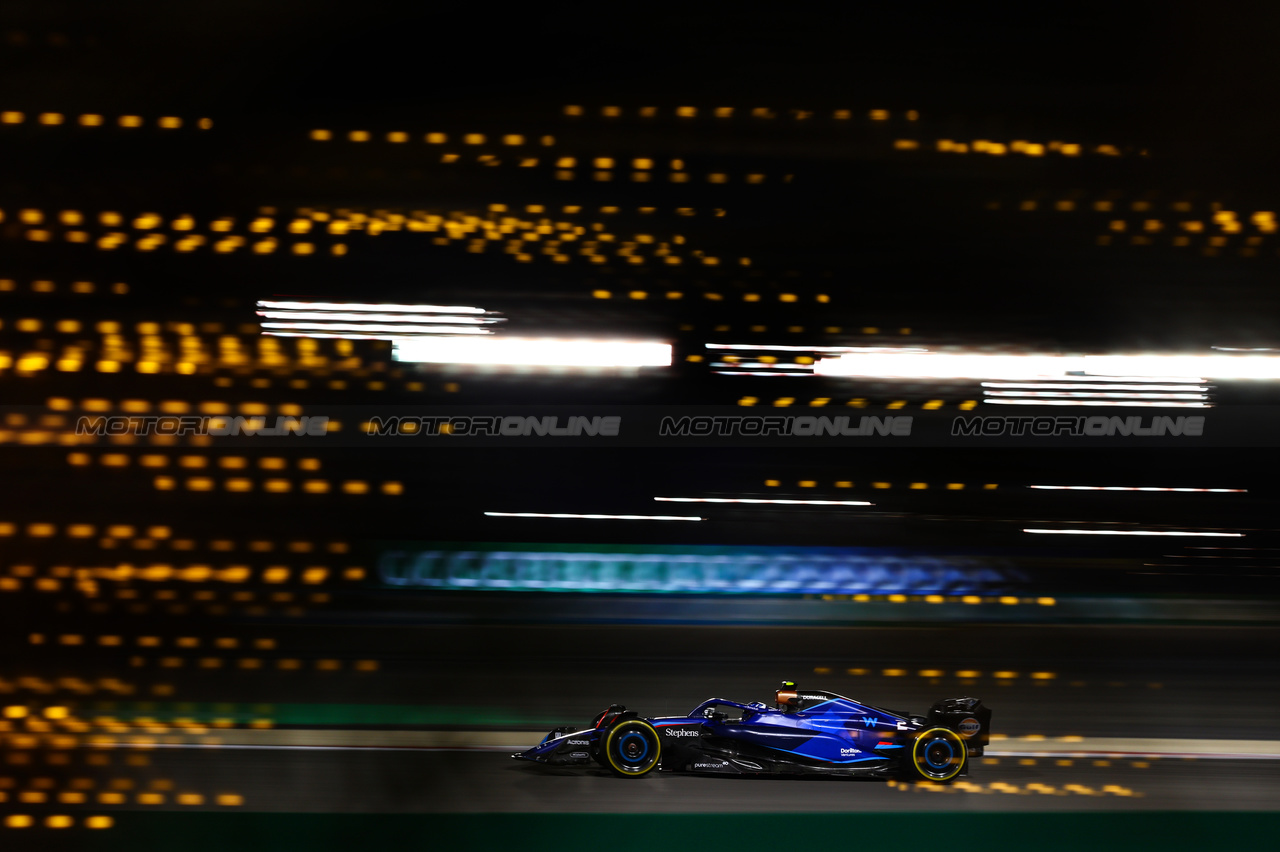 GP BAHRAIN, Logan Sargeant (USA), Williams F1 Team  
03.03.2023. Formula 1 World Championship, Rd 1, Bahrain Grand Prix, Sakhir, Bahrain, Practice Day
- www.xpbimages.com, EMail: requests@xpbimages.com ¬© Copyright: Charniaux / XPB Images
