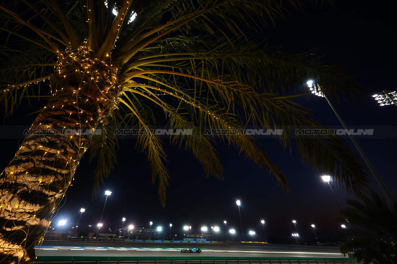 GP BAHRAIN, Fernando Alonso (ESP), Aston Martin Racing 
03.03.2023. Formula 1 World Championship, Rd 1, Bahrain Grand Prix, Sakhir, Bahrain, Practice Day
- www.xpbimages.com, EMail: requests@xpbimages.com ¬© Copyright: Charniaux / XPB Images