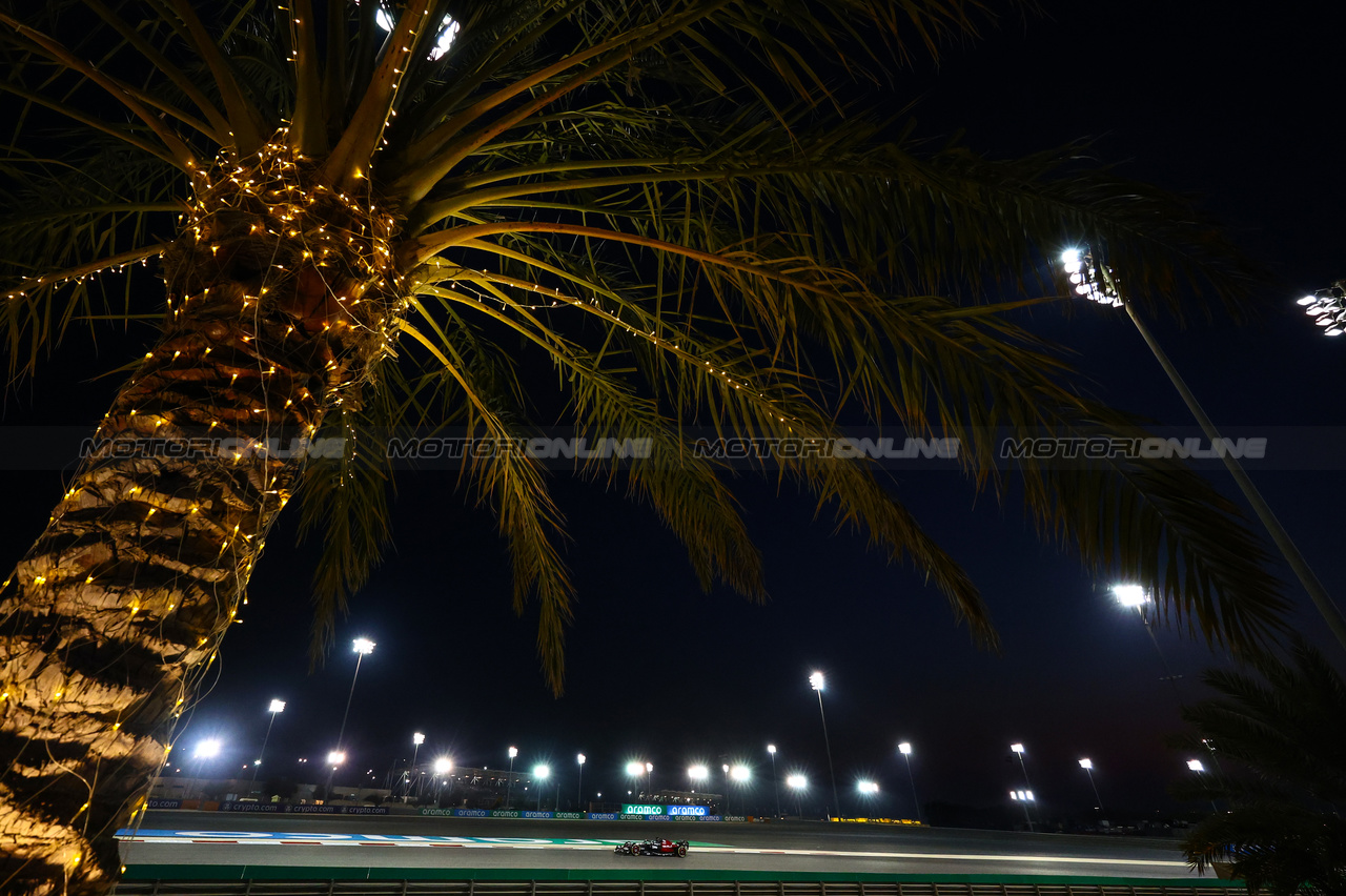 GP BAHRAIN, Valtteri Bottas (FIN), Alfa Romeo Racing 
03.03.2023. Formula 1 World Championship, Rd 1, Bahrain Grand Prix, Sakhir, Bahrain, Practice Day
- www.xpbimages.com, EMail: requests@xpbimages.com ¬© Copyright: Charniaux / XPB Images