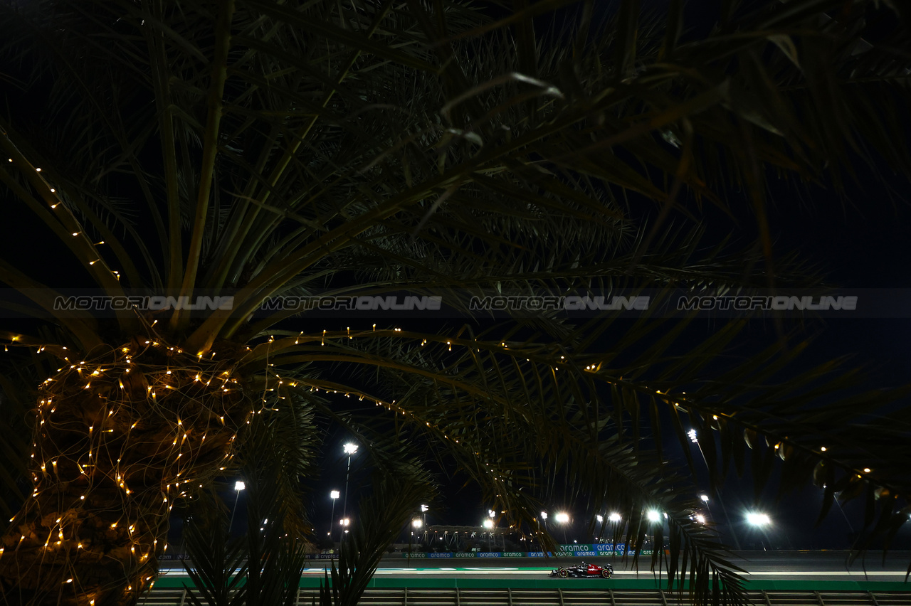 GP BAHRAIN, Valtteri Bottas (FIN), Alfa Romeo Racing 
03.03.2023. Formula 1 World Championship, Rd 1, Bahrain Grand Prix, Sakhir, Bahrain, Practice Day
- www.xpbimages.com, EMail: requests@xpbimages.com ¬© Copyright: Charniaux / XPB Images