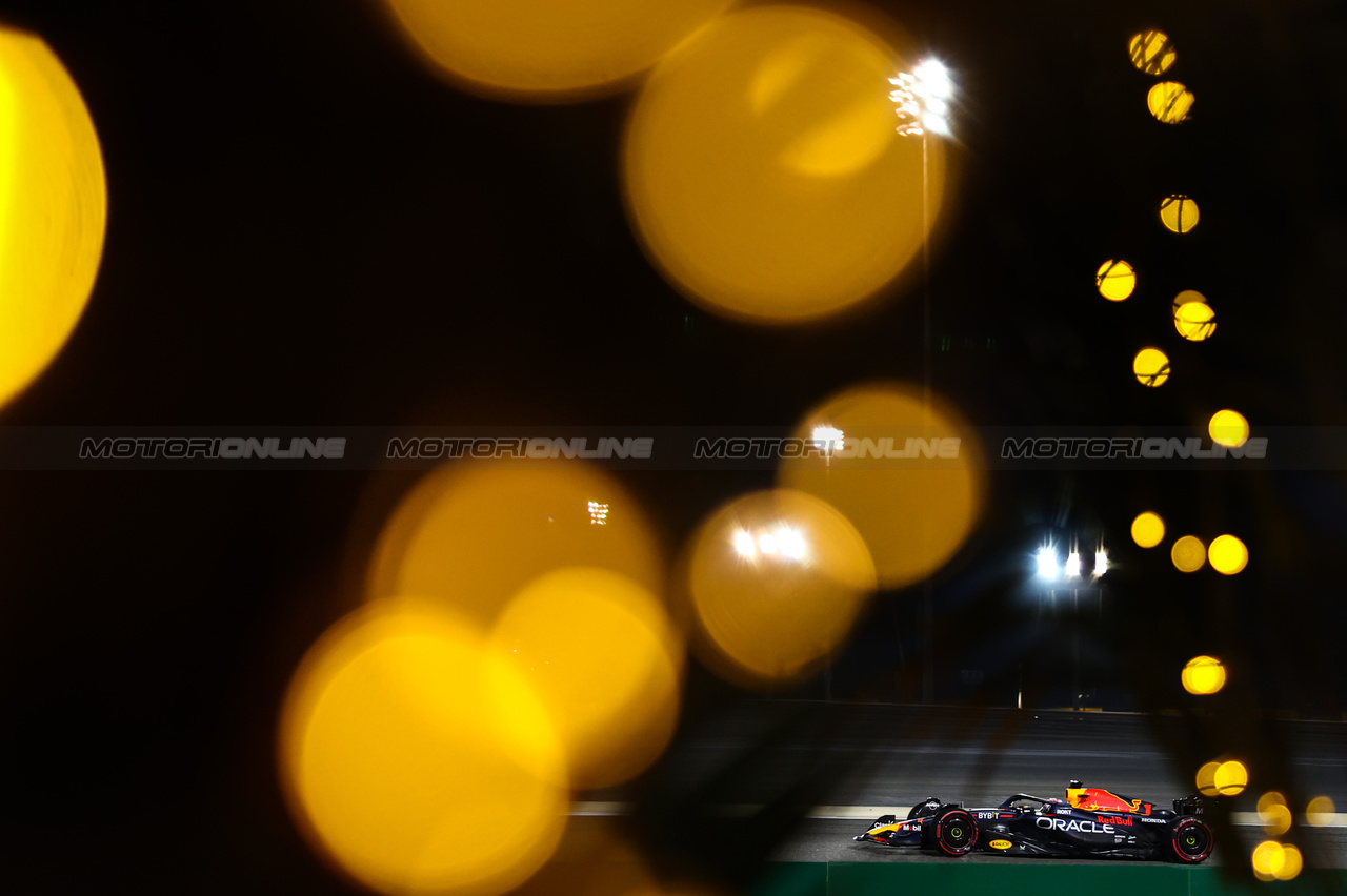 GP BAHRAIN, Max Verstappen (NLD), Red Bull Racing 
03.03.2023. Formula 1 World Championship, Rd 1, Bahrain Grand Prix, Sakhir, Bahrain, Practice Day
- www.xpbimages.com, EMail: requests@xpbimages.com ¬© Copyright: Charniaux / XPB Images