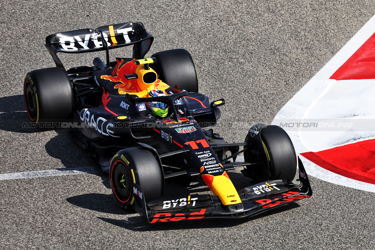 GP BAHRAIN, Sergio Perez (MEX) Red Bull Racing RB19.

03.03.2023. Formula 1 World Championship, Rd 1, Bahrain Grand Prix, Sakhir, Bahrain, Practice Day

- www.xpbimages.com, EMail: requests@xpbimages.com © Copyright: Bearne / XPB Images