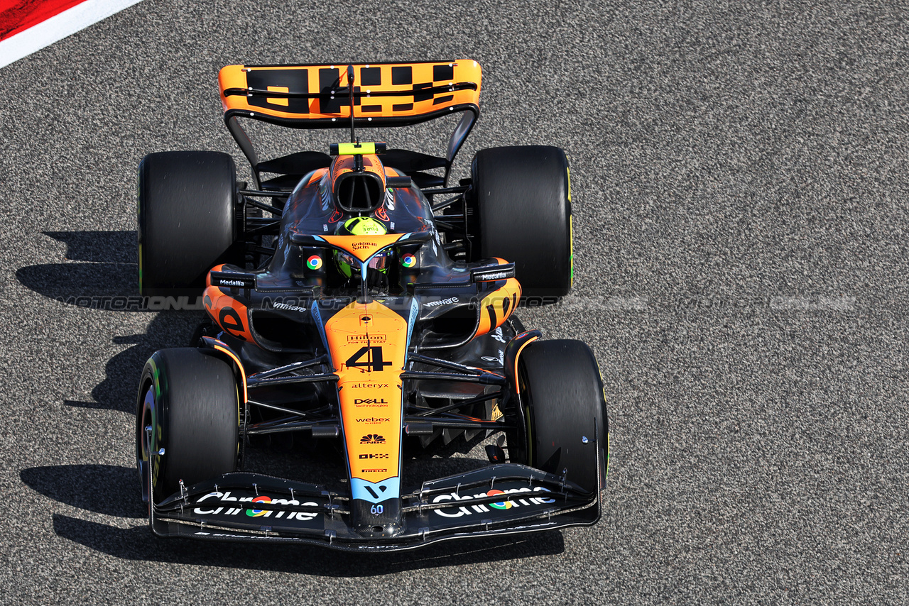 GP BAHRAIN, Lando Norris (GBR) McLaren MCL60.

03.03.2023. Formula 1 World Championship, Rd 1, Bahrain Grand Prix, Sakhir, Bahrain, Practice Day

- www.xpbimages.com, EMail: requests@xpbimages.com © Copyright: Bearne / XPB Images