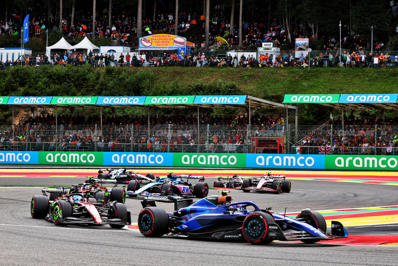GP BELGIO, Logan Sargeant (USA) Williams Racing FW45.
30.07.2023. Formula 1 World Championship, Rd 13, Belgian Grand Prix, Spa Francorchamps, Belgium, Gara Day.
- www.xpbimages.com, EMail: requests@xpbimages.com © Copyright: Batchelor / XPB Images