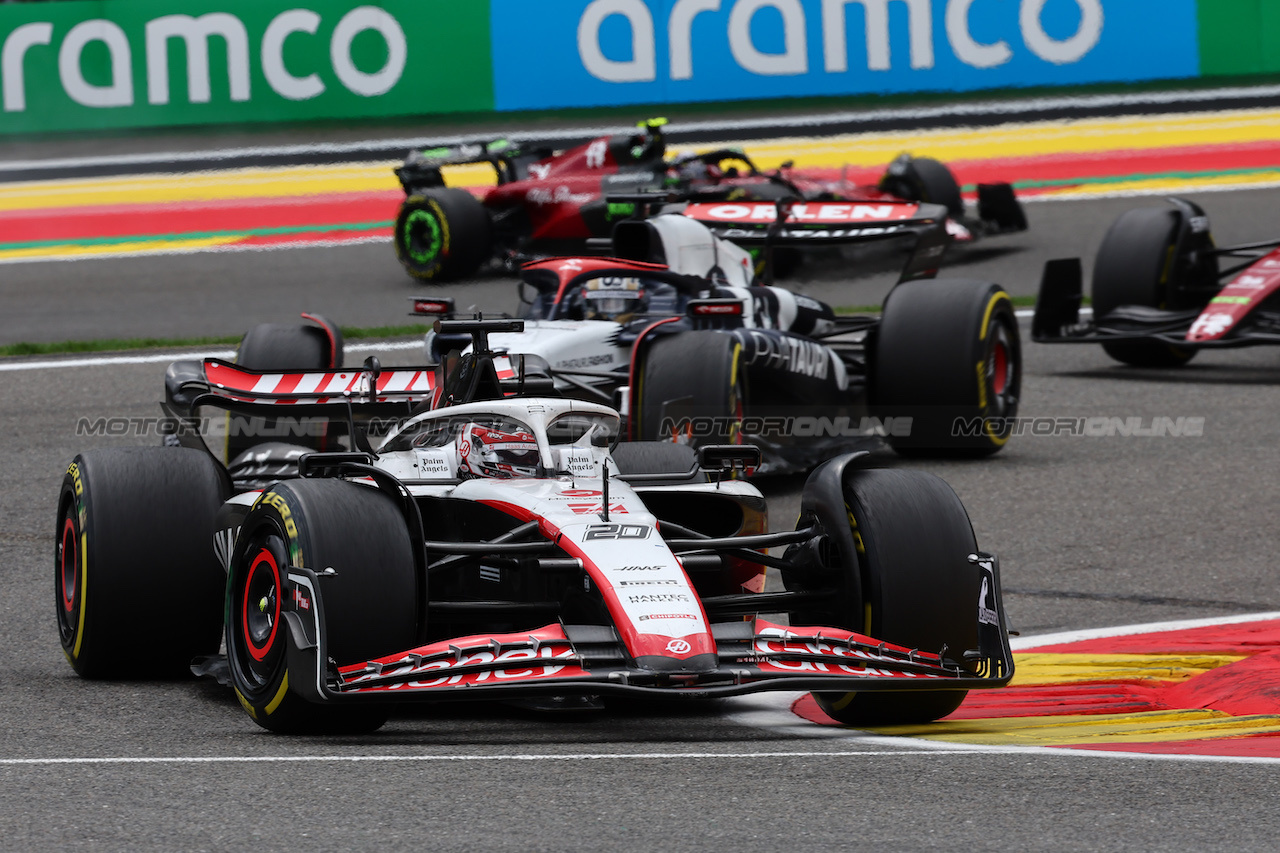 GP BELGIO, Kevin Magnussen (DEN) Haas VF-23.
30.07.2023. Formula 1 World Championship, Rd 13, Belgian Grand Prix, Spa Francorchamps, Belgium, Gara Day.
- www.xpbimages.com, EMail: requests@xpbimages.com © Copyright: Batchelor / XPB Images