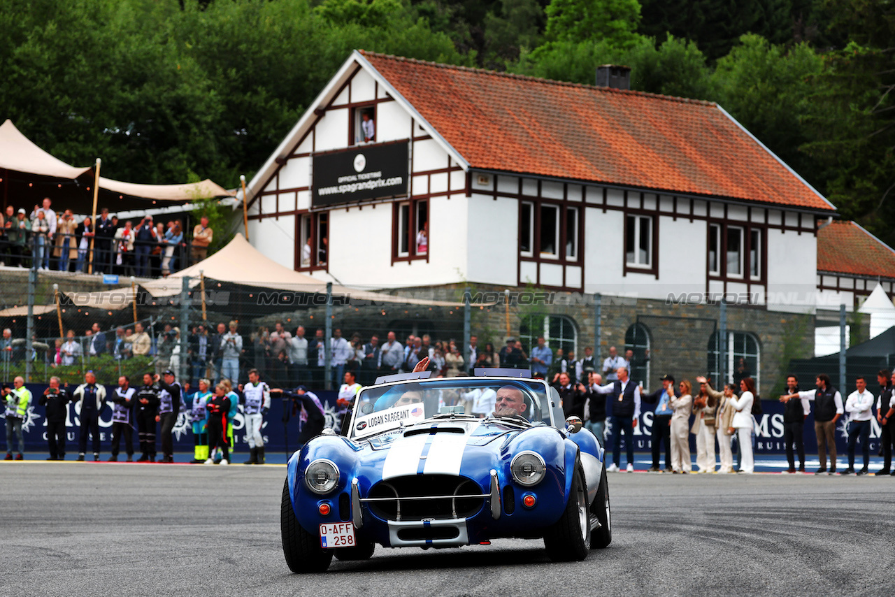 GP BELGIO, Logan Sargeant (USA) Williams Racing on the drivers' parade.
30.07.2023. Formula 1 World Championship, Rd 13, Belgian Grand Prix, Spa Francorchamps, Belgium, Gara Day.
 - www.xpbimages.com, EMail: requests@xpbimages.com © Copyright: Coates / XPB Images