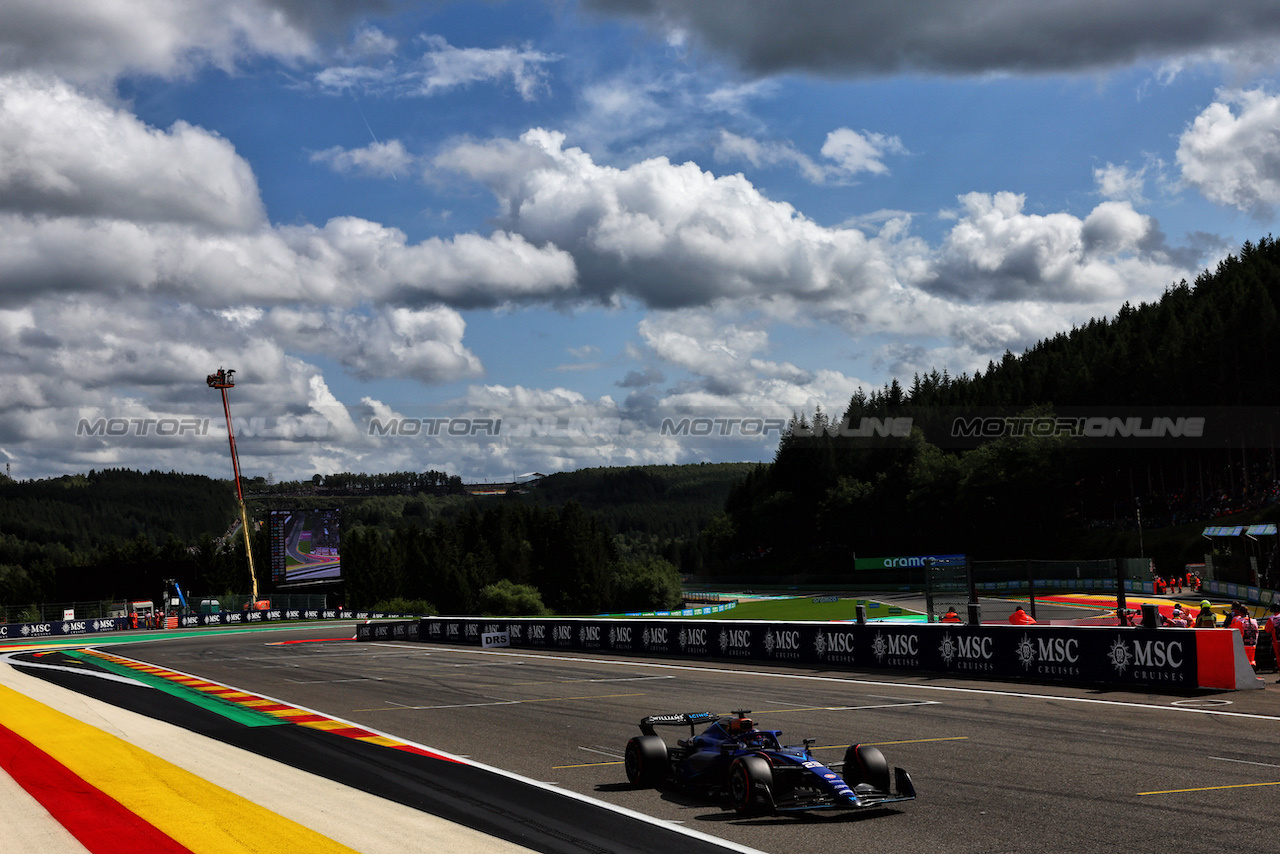 GP BELGIO, Alexander Albon (THA) Williams Racing FW45.
30.07.2023. Formula 1 World Championship, Rd 13, Belgian Grand Prix, Spa Francorchamps, Belgium, Gara Day.
- www.xpbimages.com, EMail: requests@xpbimages.com © Copyright: Batchelor / XPB Images
