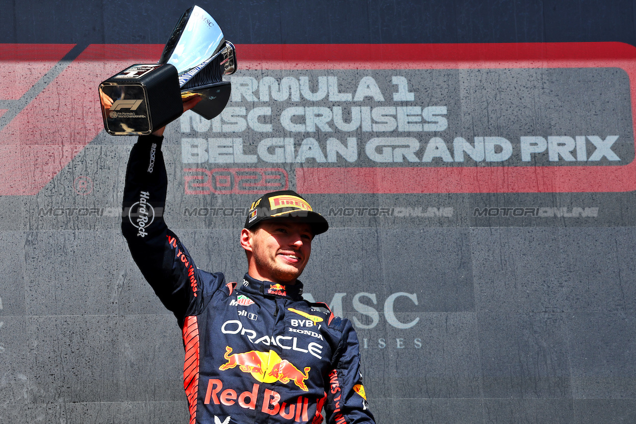 GP BELGIO, Gara winner Max Verstappen (NLD) Red Bull Racing celebrates on the podium.
30.07.2023. Formula 1 World Championship, Rd 13, Belgian Grand Prix, Spa Francorchamps, Belgium, Gara Day.
- www.xpbimages.com, EMail: requests@xpbimages.com © Copyright: Batchelor / XPB Images