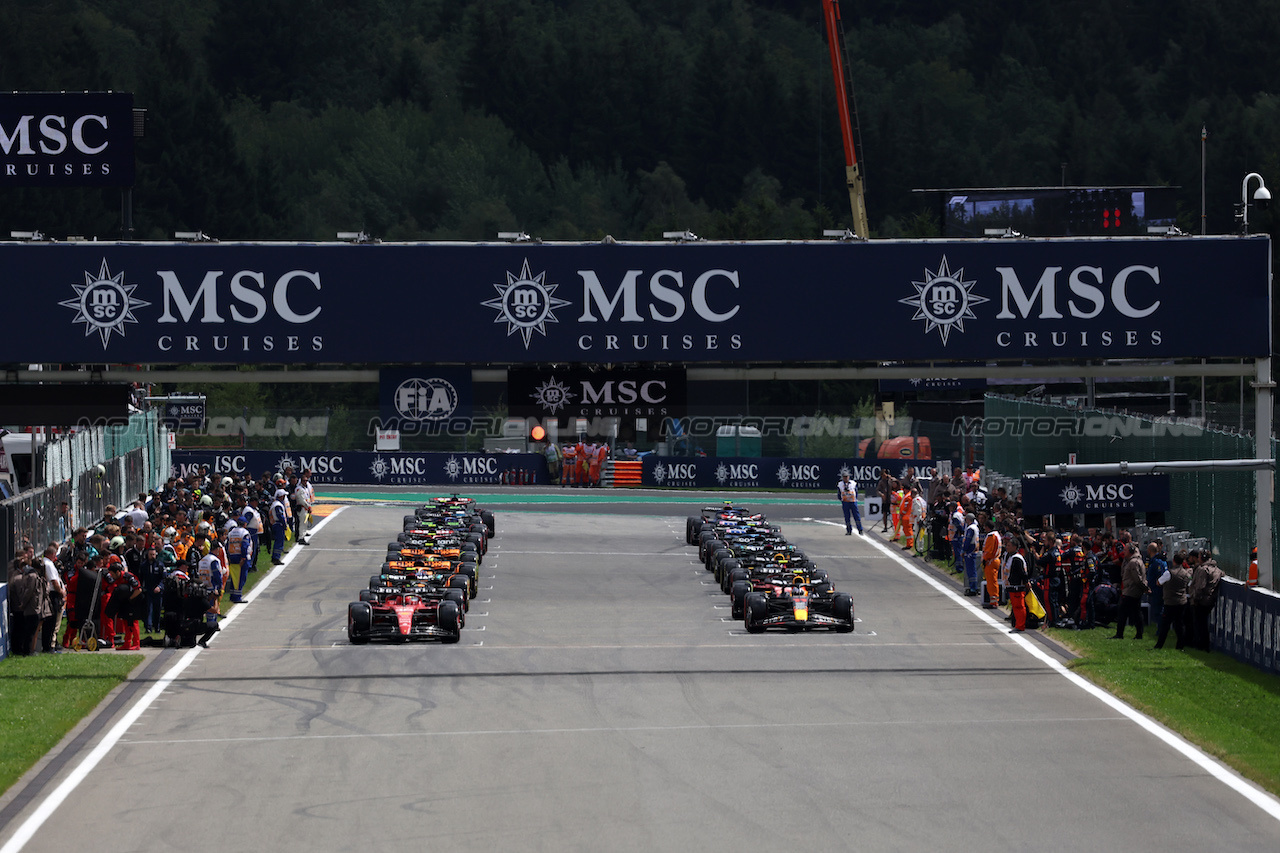 GP BELGIO, Charles Leclerc (MON) Ferrari SF-23 on the formation lap.
30.07.2023. Formula 1 World Championship, Rd 13, Belgian Grand Prix, Spa Francorchamps, Belgium, Gara Day.
- www.xpbimages.com, EMail: requests@xpbimages.com © Copyright: Bearne / XPB Images