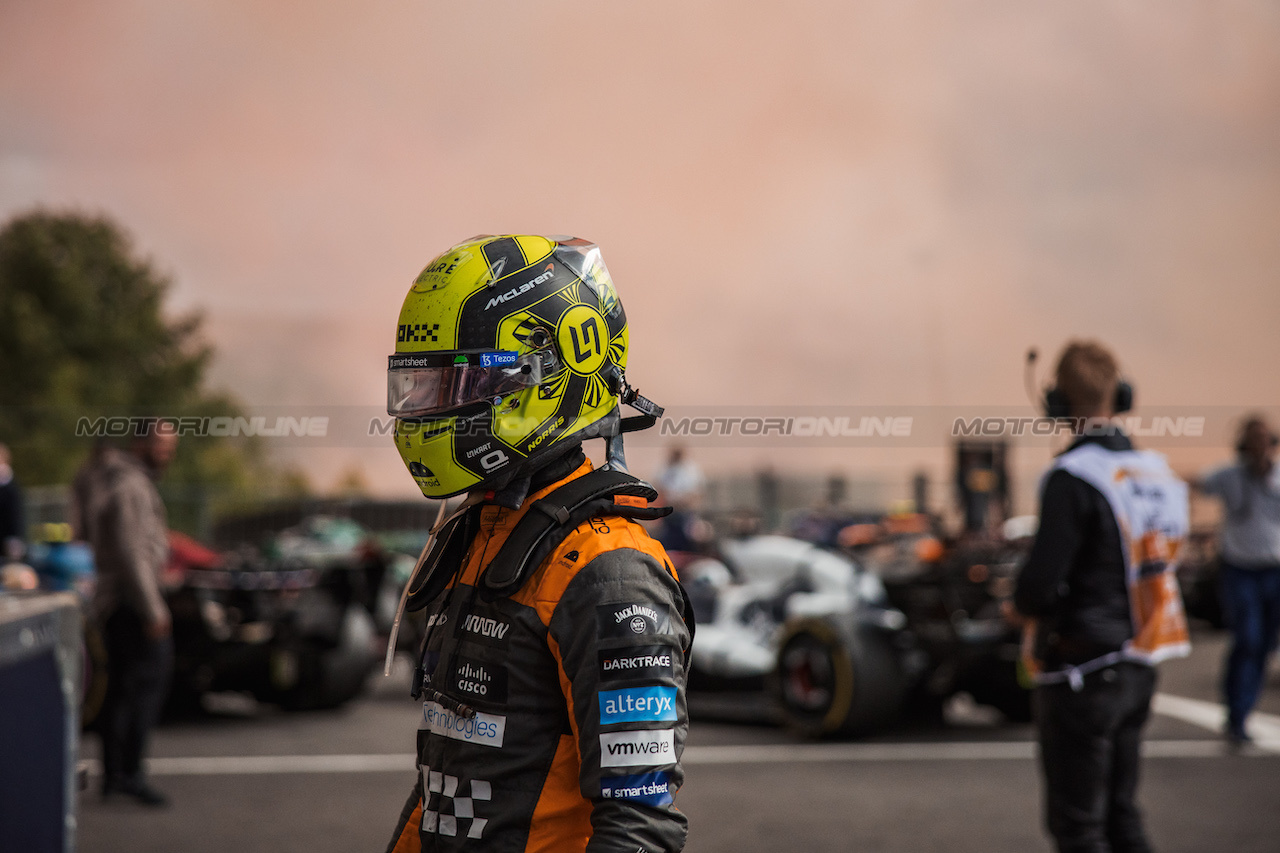 GP BELGIO, Lando Norris (GBR) McLaren in parc ferme.
30.07.2023. Formula 1 World Championship, Rd 13, Belgian Grand Prix, Spa Francorchamps, Belgium, Gara Day.
- www.xpbimages.com, EMail: requests@xpbimages.com © Copyright: Bearne / XPB Images