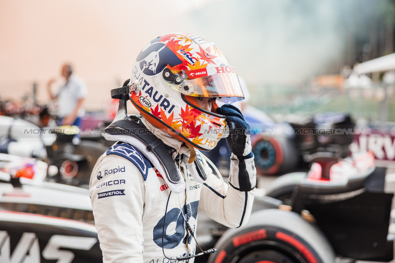 GP BELGIO, Yuki Tsunoda (JPN) AlphaTauri in parc ferme.
30.07.2023. Formula 1 World Championship, Rd 13, Belgian Grand Prix, Spa Francorchamps, Belgium, Gara Day.
- www.xpbimages.com, EMail: requests@xpbimages.com © Copyright: Bearne / XPB Images