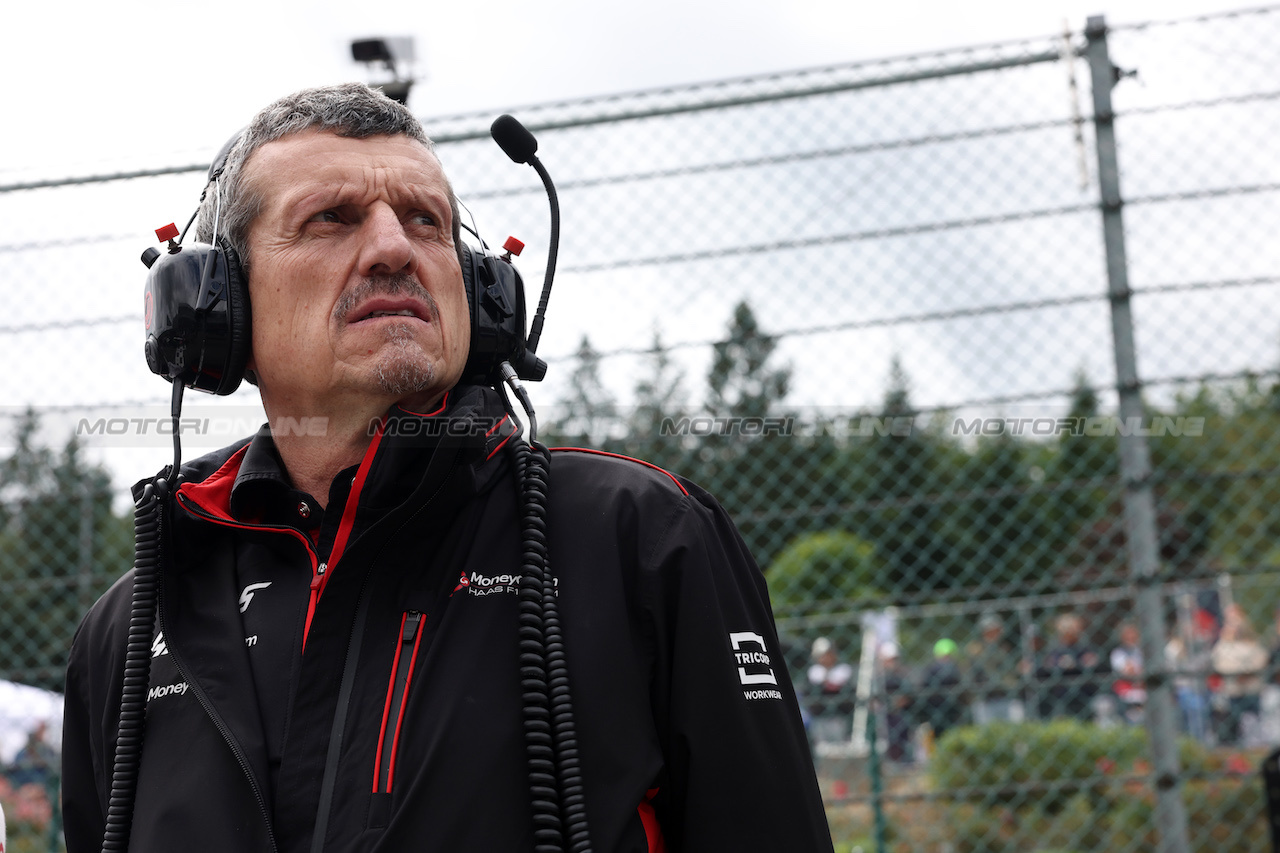 GP BELGIO, Guenther Steiner (ITA) Haas F1 Team Prinicipal on the grid.
30.07.2023. Formula 1 World Championship, Rd 13, Belgian Grand Prix, Spa Francorchamps, Belgium, Gara Day.
- www.xpbimages.com, EMail: requests@xpbimages.com © Copyright: Bearne / XPB Images