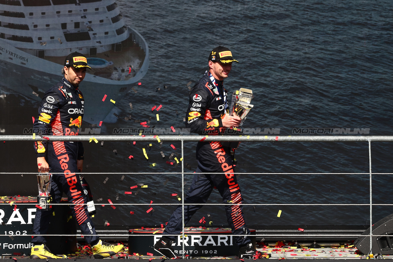 GP BELGIO, (L to R): Sergio Perez (MEX) Red Bull Racing e vincitore Max Verstappen (NLD) Red Bull Racing on the podium.
30.07.2023. Formula 1 World Championship, Rd 13, Belgian Grand Prix, Spa Francorchamps, Belgium, Gara Day.
 - www.xpbimages.com, EMail: requests@xpbimages.com © Copyright: Coates / XPB Images