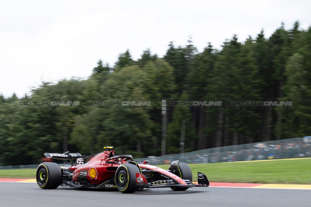 GP BELGIO, Carlos Sainz Jr (ESP) Ferrari SF-23.
30.07.2023. Formula 1 World Championship, Rd 13, Belgian Grand Prix, Spa Francorchamps, Belgium, Gara Day.
 - www.xpbimages.com, EMail: requests@xpbimages.com © Copyright: Rew / XPB Images