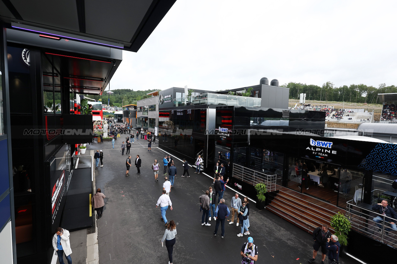 GP BELGIO, Paddock Atmosfera - Alpine F1 Team motorhome.
30.07.2023. Formula 1 World Championship, Rd 13, Belgian Grand Prix, Spa Francorchamps, Belgium, Gara Day.
- www.xpbimages.com, EMail: requests@xpbimages.com © Copyright: Moy / XPB Images