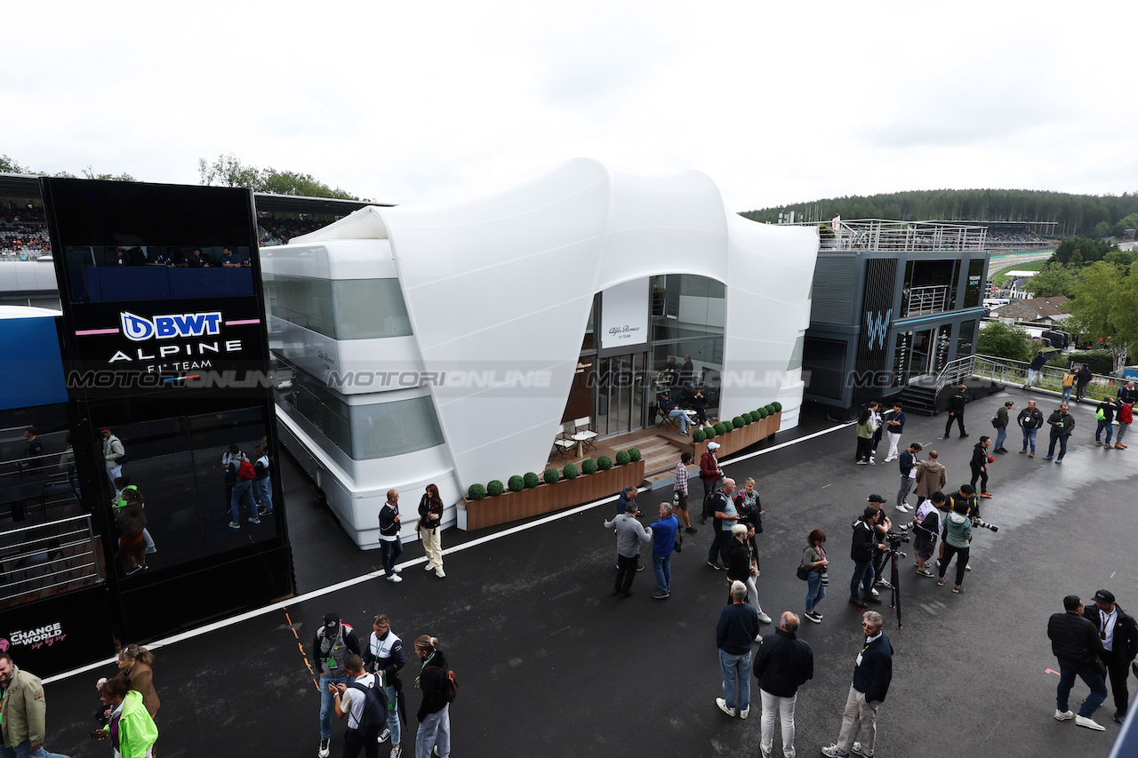 GP BELGIO, Paddock Atmosfera - Alfa Romeo F1 Team motorhome.
30.07.2023. Formula 1 World Championship, Rd 13, Belgian Grand Prix, Spa Francorchamps, Belgium, Gara Day.
- www.xpbimages.com, EMail: requests@xpbimages.com © Copyright: Moy / XPB Images