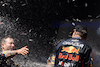 GP BELGIO, Gara winner Max Verstappen (NLD) Red Bull Racing celebrates on the podium with Greg Reeson (GBR) Red Bull Racing Tyre Technician.
30.07.2023. Formula 1 World Championship, Rd 13, Belgian Grand Prix, Spa Francorchamps, Belgium, Gara Day.
 - www.xpbimages.com, EMail: requests@xpbimages.com © Copyright: Rew / XPB Images