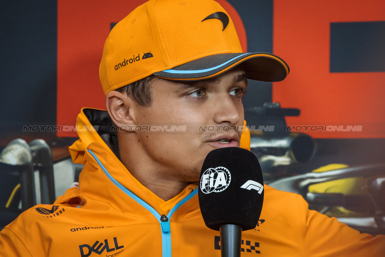 GP BELGIO, Lando Norris (GBR) McLaren in the FIA Press Conference.

27.07.2023. Formula 1 World Championship, Rd 13, Belgian Grand Prix, Spa Francorchamps, Belgium, Preparation Day.

- www.xpbimages.com, EMail: requests@xpbimages.com © Copyright: Bearne / XPB Images