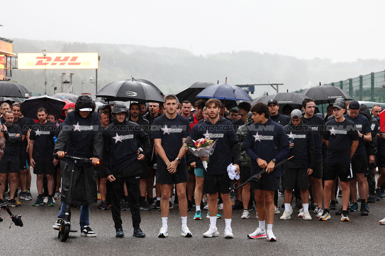 GP BELGIO, (L to R): Esteban Ocon (FRA) Alpine F1 Team; Victor Martins (FRA) Alpine Academy Driver; Jack Doohan (AUS) Alpine F1 Team Reserve Driver; Pierre Gasly (FRA) Alpine F1 Team; e Caio Collet (BRA) Alpine Academy Driver - Run for Anthoine Hubert.

27.07.2023. Formula 1 World Championship, Rd 13, Belgian Grand Prix, Spa Francorchamps, Belgium, Preparation Day.

- www.xpbimages.com, EMail: requests@xpbimages.com © Copyright: Moy / XPB Images