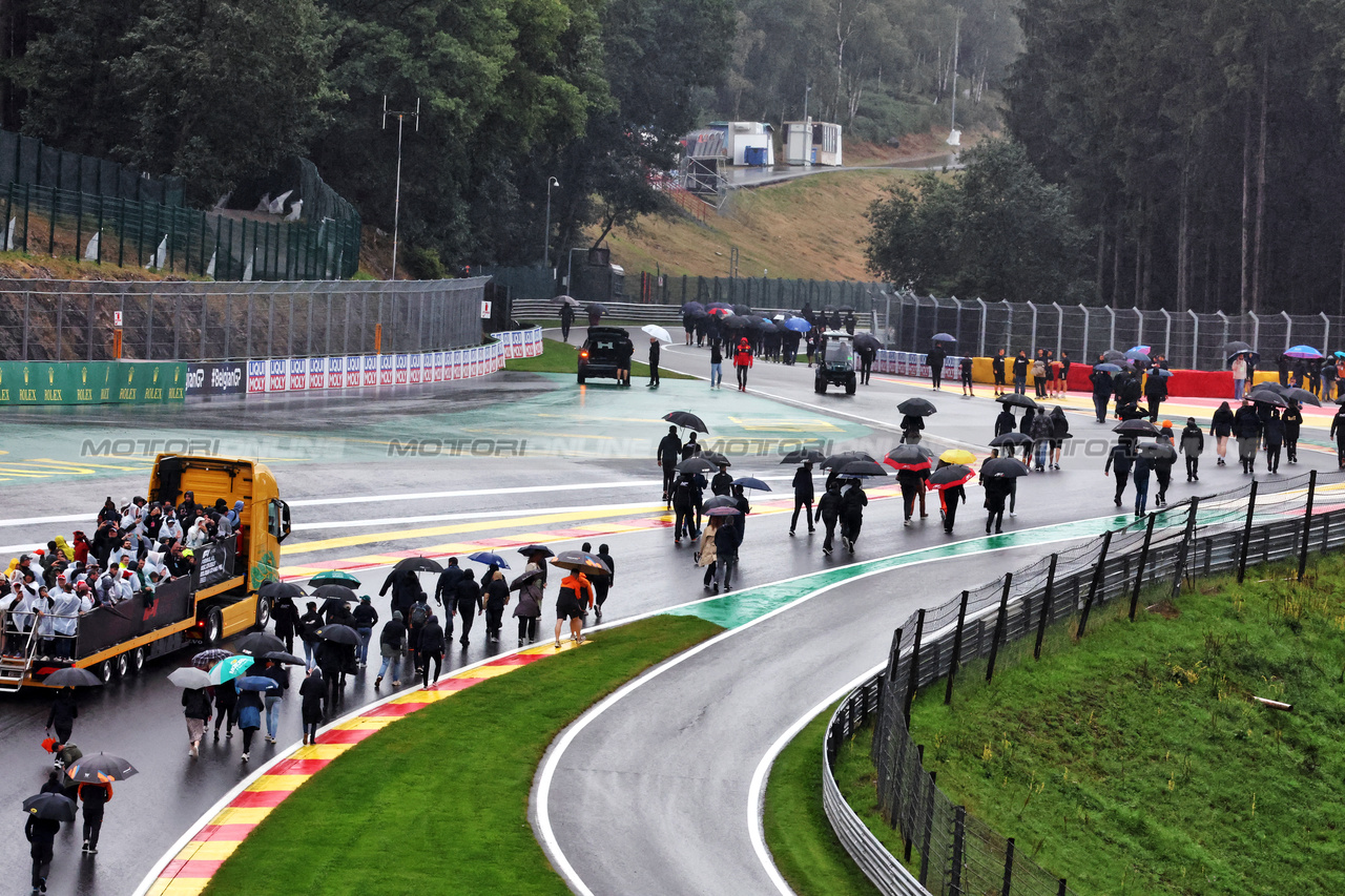 GP BELGIO, Run for Anthoine Hubert.

27.07.2023. Formula 1 World Championship, Rd 13, Belgian Grand Prix, Spa Francorchamps, Belgium, Preparation Day.

- www.xpbimages.com, EMail: requests@xpbimages.com © Copyright: Moy / XPB Images