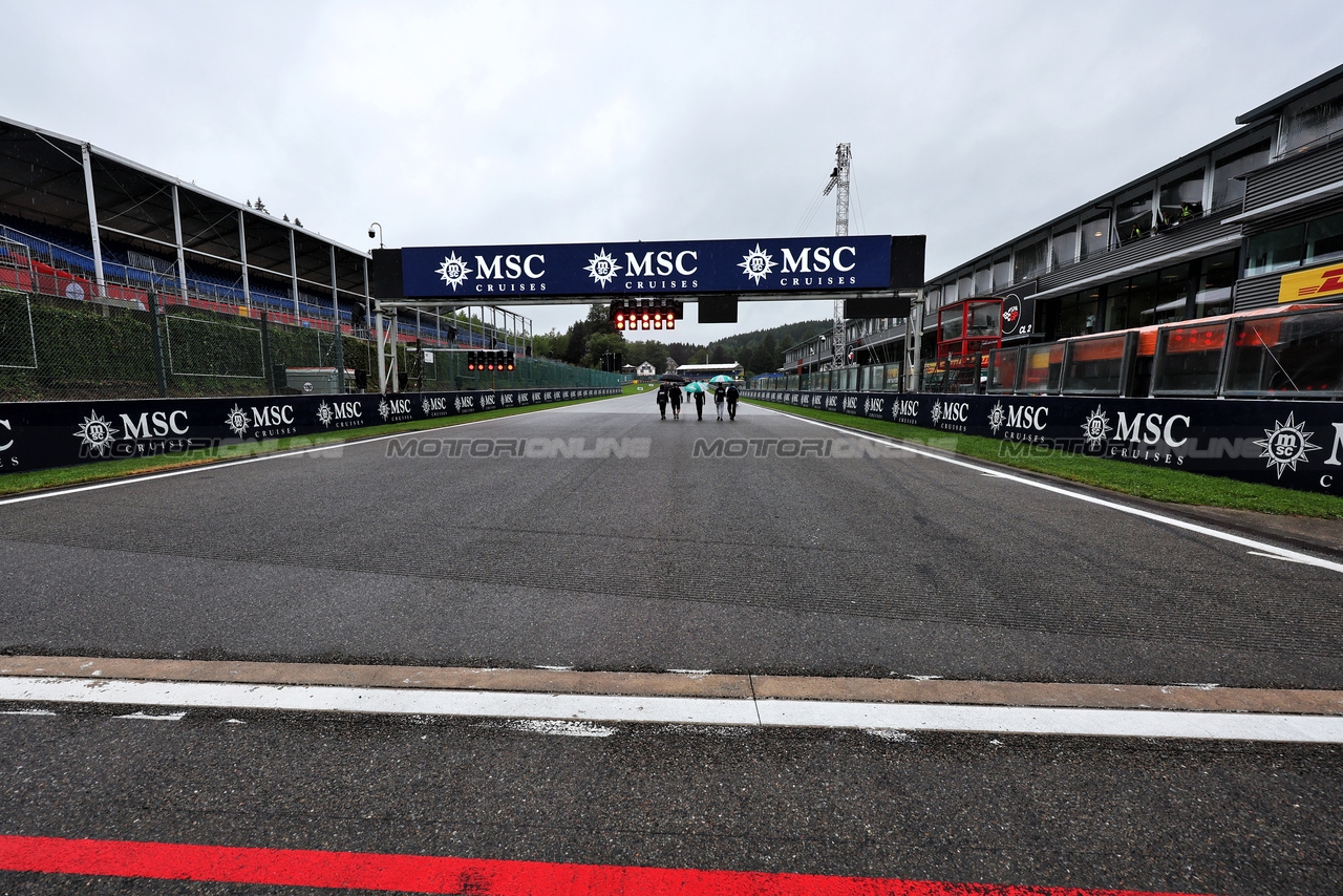 GP BELGIO, Circuit Atmosfera - Start / finish straight.

27.07.2023. Formula 1 World Championship, Rd 13, Belgian Grand Prix, Spa Francorchamps, Belgium, Preparation Day.

- www.xpbimages.com, EMail: requests@xpbimages.com © Copyright: Moy / XPB Images