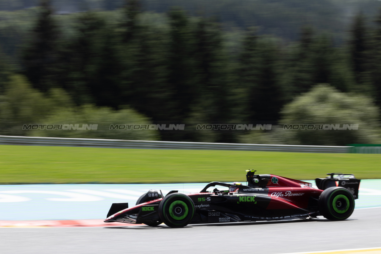 GP BELGIO, Zhou Guanyu (CHN) Alfa Romeo F1 Team C43.

29.07.2023. Formula 1 World Championship, Rd 13, Belgian Grand Prix, Spa Francorchamps, Belgium, Sprint Day.

 - www.xpbimages.com, EMail: requests@xpbimages.com © Copyright: Rew / XPB Images