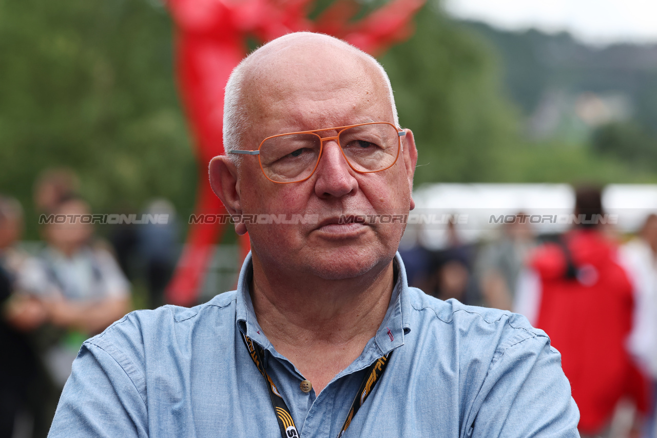 GP BELGIO, Dieter Rencken (RSA) Journalist.

29.07.2023. Formula 1 World Championship, Rd 13, Belgian Grand Prix, Spa Francorchamps, Belgium, Sprint Day.

- www.xpbimages.com, EMail: requests@xpbimages.com © Copyright: Moy / XPB Images