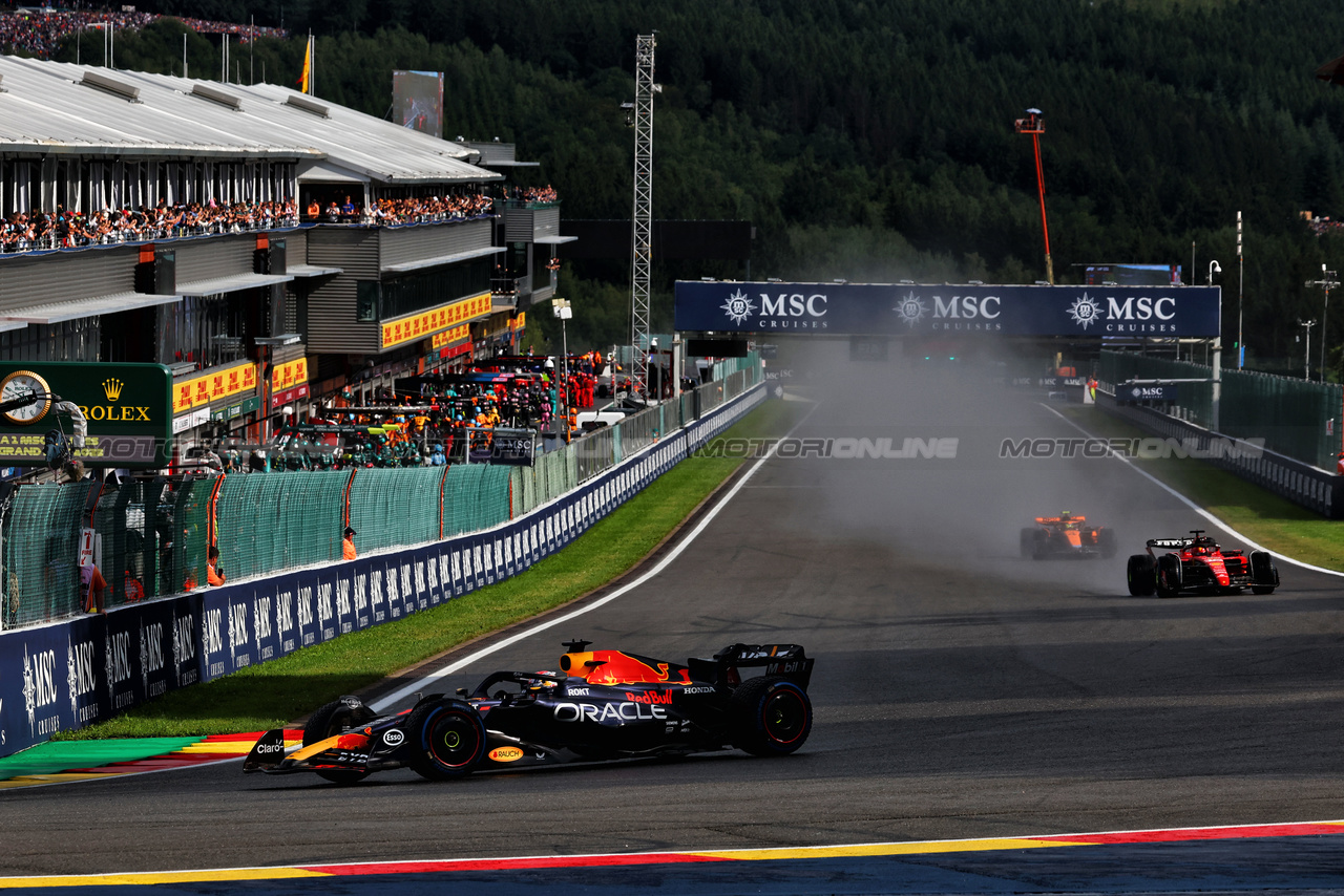 GP BELGIO, Max Verstappen (NLD) Red Bull Racing RB19.

29.07.2023. Formula 1 World Championship, Rd 13, Belgian Grand Prix, Spa Francorchamps, Belgium, Sprint Day.

 - www.xpbimages.com, EMail: requests@xpbimages.com © Copyright: Coates / XPB Images