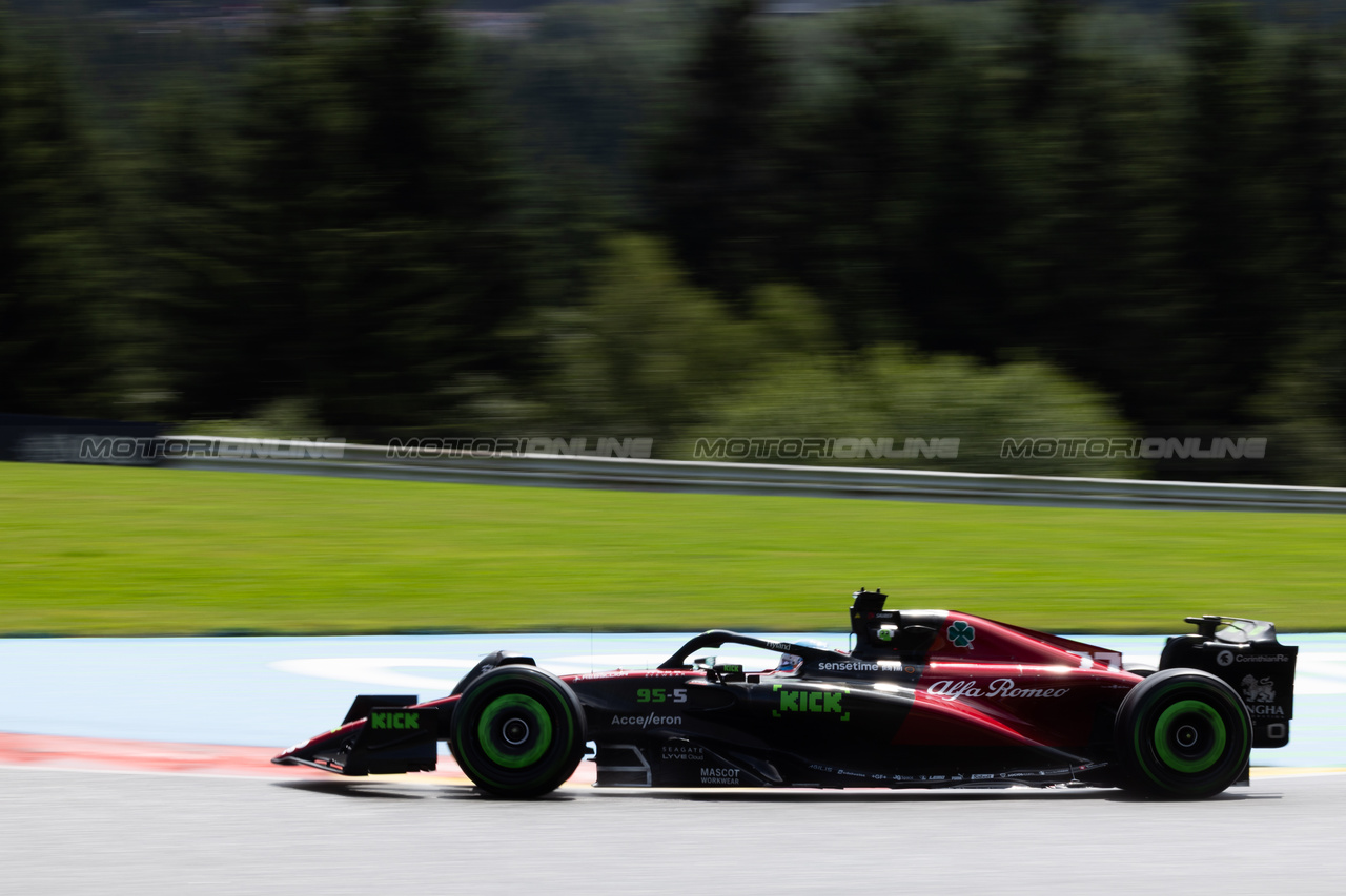 GP BELGIO, Valtteri Bottas (FIN) Alfa Romeo F1 Team C43.

29.07.2023. Formula 1 World Championship, Rd 13, Belgian Grand Prix, Spa Francorchamps, Belgium, Sprint Day.

 - www.xpbimages.com, EMail: requests@xpbimages.com © Copyright: Rew / XPB Images