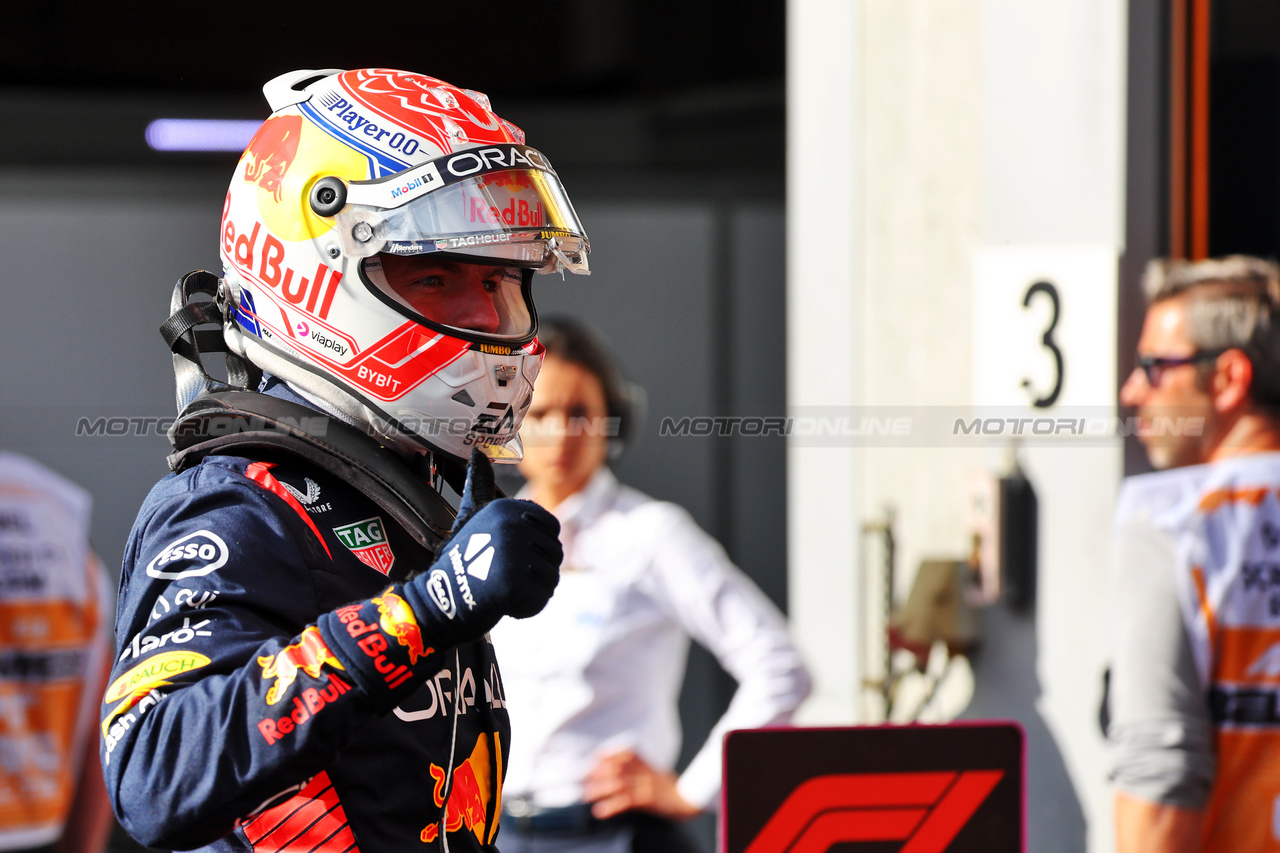 GP BELGIO, Max Verstappen (NLD) Red Bull Racing celebrates winning in Sprint parc ferme.

29.07.2023. Formula 1 World Championship, Rd 13, Belgian Grand Prix, Spa Francorchamps, Belgium, Sprint Day.

- www.xpbimages.com, EMail: requests@xpbimages.com © Copyright: Batchelor / XPB Images