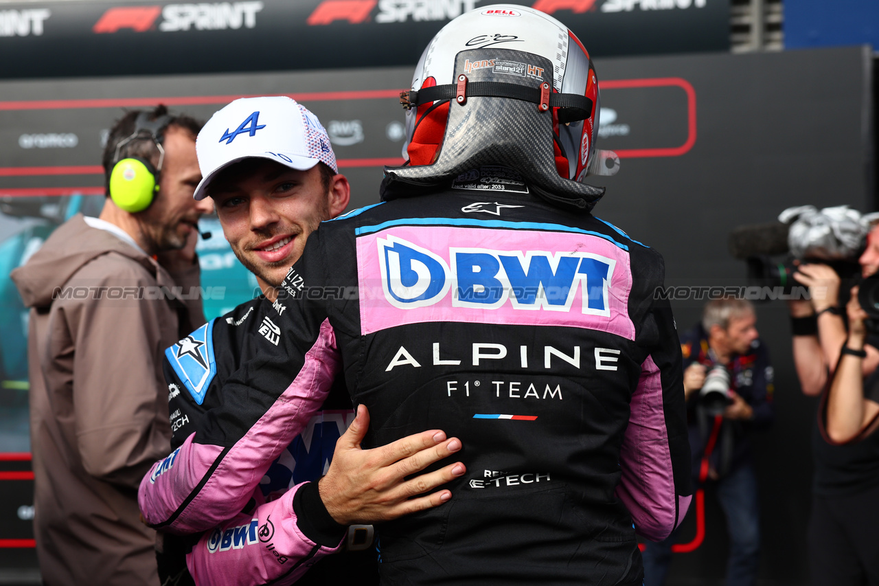 GP BELGIO, 3rd place Pierre Gasly (FRA) Alpine F1 Team with Esteban Ocon (FRA) Alpine F1 Team.
29.07.2023. Formula 1 World Championship, Rd 13, Belgian Grand Prix, Spa Francorchamps, Belgium, Sprint Day.
- www.xpbimages.com, EMail: requests@xpbimages.com © Copyright: Batchelor / XPB Images