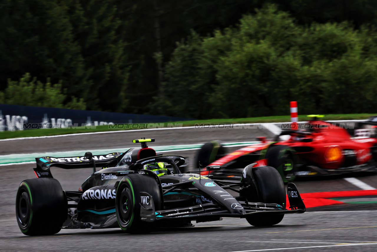 GP BELGIO, Lewis Hamilton (GBR) Mercedes AMG F1 W14.

29.07.2023. Formula 1 World Championship, Rd 13, Belgian Grand Prix, Spa Francorchamps, Belgium, Sprint Day.

- www.xpbimages.com, EMail: requests@xpbimages.com © Copyright: Batchelor / XPB Images