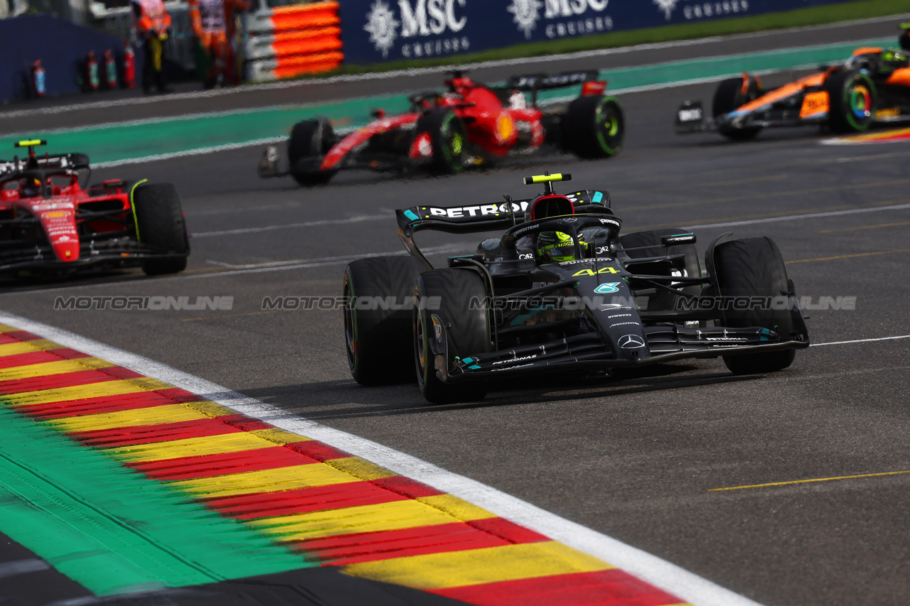 GP BELGIO, Lewis Hamilton (GBR) Mercedes AMG F1 W14.

29.07.2023. Formula 1 World Championship, Rd 13, Belgian Grand Prix, Spa Francorchamps, Belgium, Sprint Day.

- www.xpbimages.com, EMail: requests@xpbimages.com © Copyright: Batchelor / XPB Images