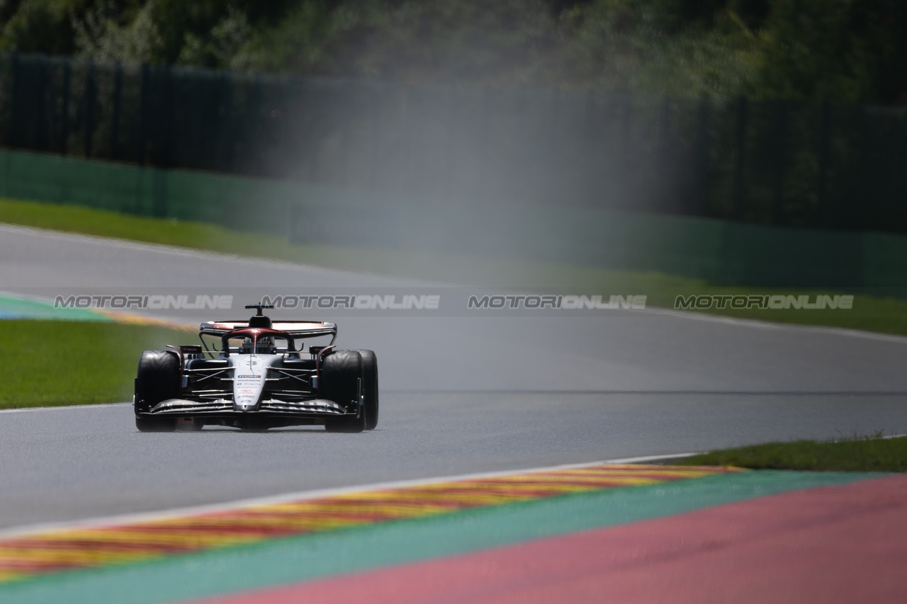 GP BELGIO, Daniel Ricciardo (AUS) AlphaTauri AT04.

29.07.2023. Formula 1 World Championship, Rd 13, Belgian Grand Prix, Spa Francorchamps, Belgium, Sprint Day.

 - www.xpbimages.com, EMail: requests@xpbimages.com © Copyright: Rew / XPB Images