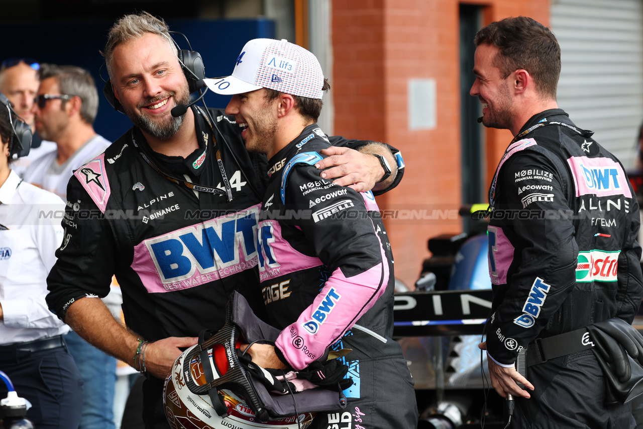 GP BELGIO, Pierre Gasly (FRA) Alpine F1 Team celebrates his third position in Sprint parc ferme.

29.07.2023. Formula 1 World Championship, Rd 13, Belgian Grand Prix, Spa Francorchamps, Belgium, Sprint Day.

- www.xpbimages.com, EMail: requests@xpbimages.com © Copyright: Batchelor / XPB Images