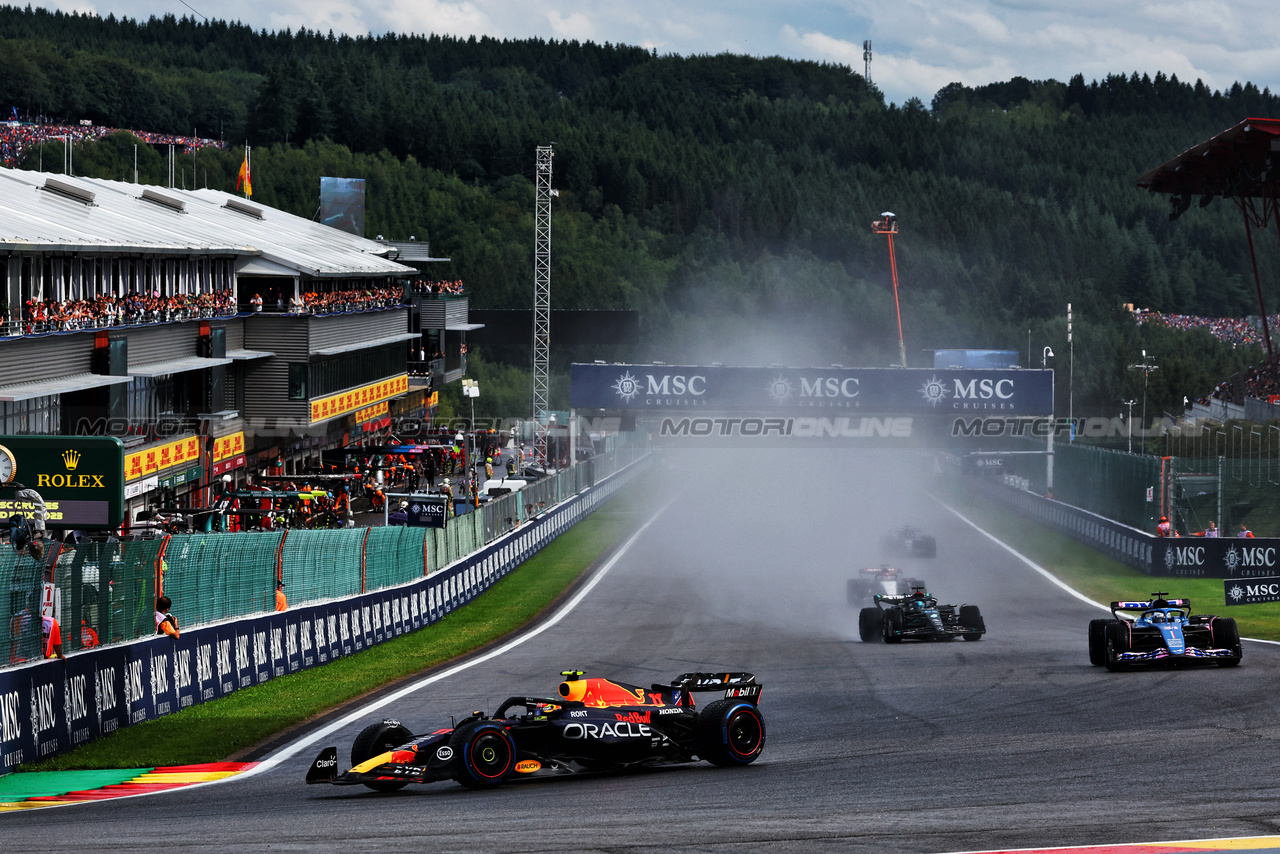 GP BELGIO, Sergio Perez (MEX) Red Bull Racing RB19.

29.07.2023. Formula 1 World Championship, Rd 13, Belgian Grand Prix, Spa Francorchamps, Belgium, Sprint Day.

 - www.xpbimages.com, EMail: requests@xpbimages.com © Copyright: Coates / XPB Images