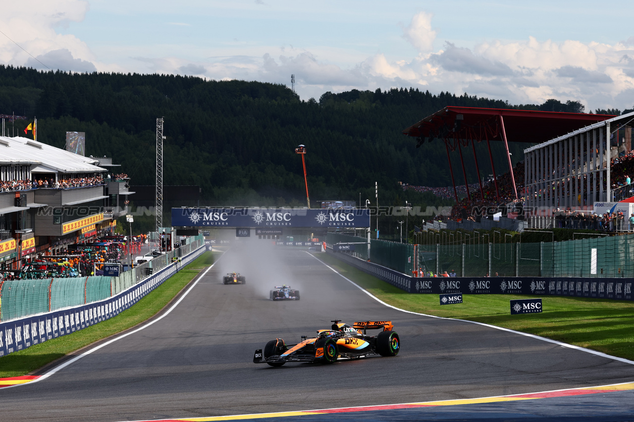 GP BELGIO, Oscar Piastri (AUS) McLaren MCL60.

29.07.2023. Formula 1 World Championship, Rd 13, Belgian Grand Prix, Spa Francorchamps, Belgium, Sprint Day.

 - www.xpbimages.com, EMail: requests@xpbimages.com © Copyright: Coates / XPB Images