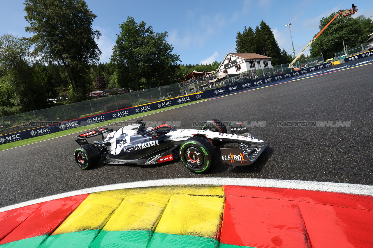 GP BELGIO, Daniel Ricciardo (AUS) AlphaTauri AT04.

29.07.2023. Formula 1 World Championship, Rd 13, Belgian Grand Prix, Spa Francorchamps, Belgium, Sprint Day.

- www.xpbimages.com, EMail: requests@xpbimages.com © Copyright: Bearne / XPB Images