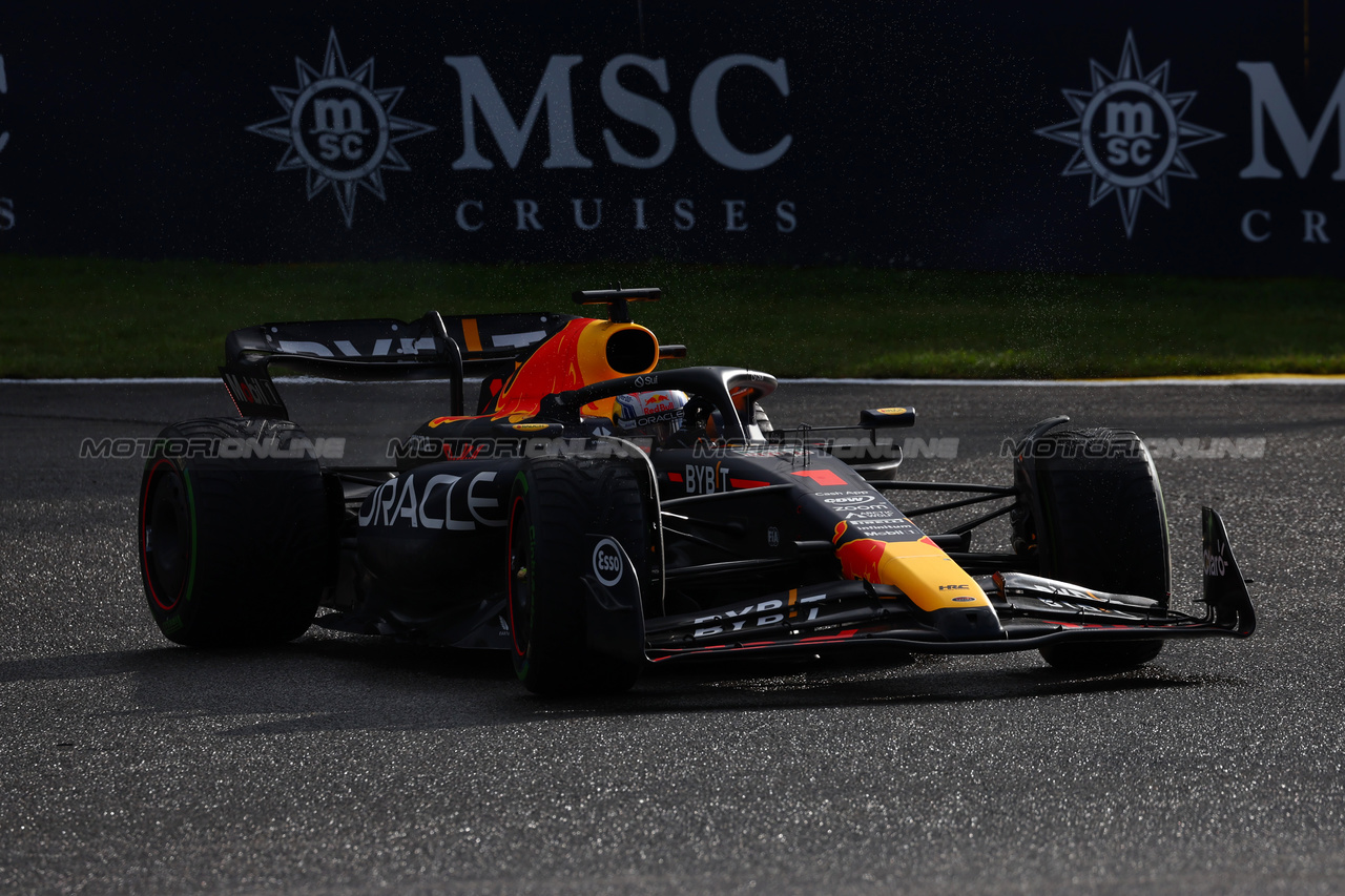 GP BELGIO, Winner Max Verstappen (NLD) Red Bull Racing RB19 celebrates at the end of Spint

29.07.2023. Formula 1 World Championship, Rd 13, Belgian Grand Prix, Spa Francorchamps, Belgium, Sprint Day.

 - www.xpbimages.com, EMail: requests@xpbimages.com © Copyright: Coates / XPB Images